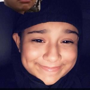 Meet your Posher, Scarlet